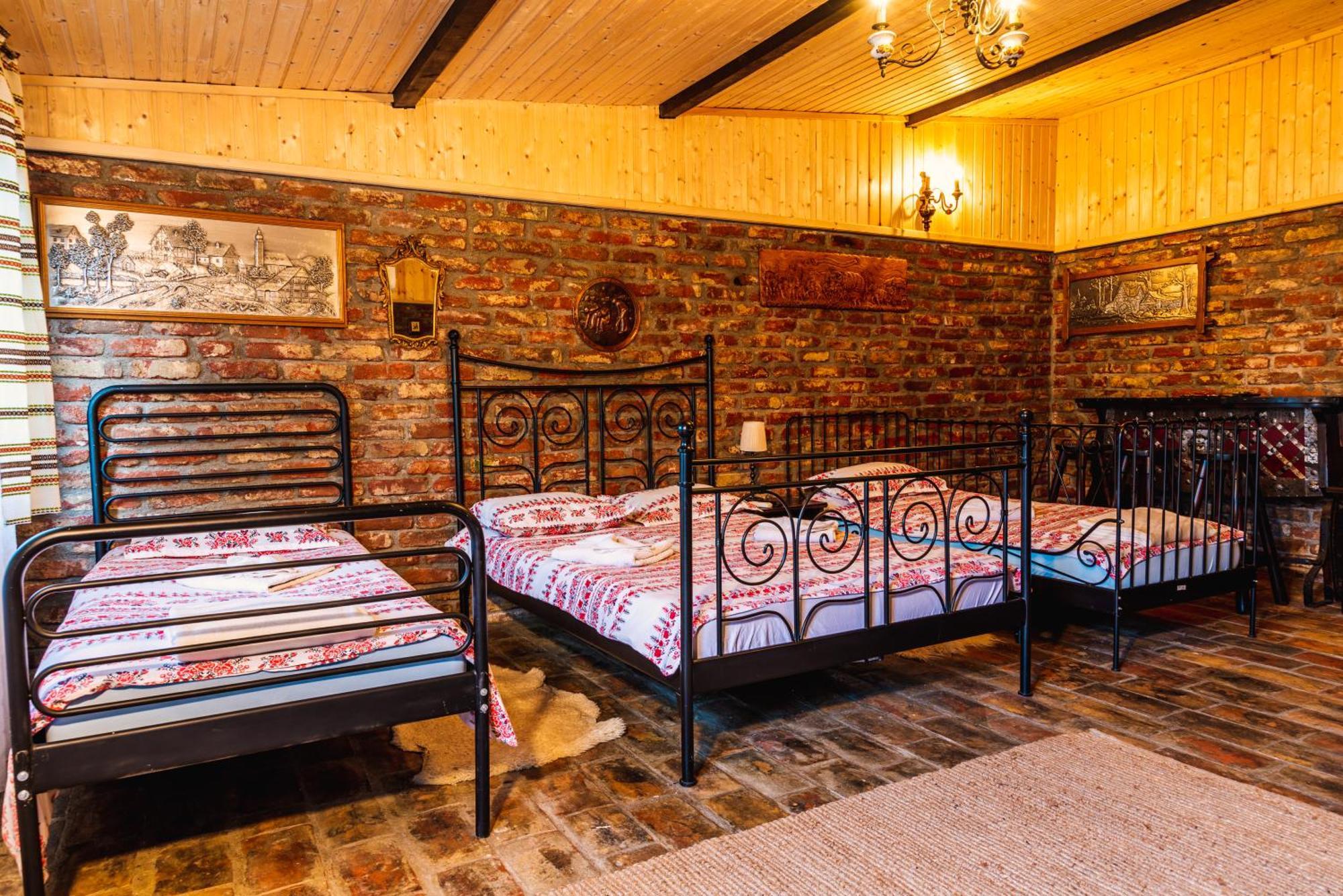 Casa Soseco Hotel Orsova Luaran gambar