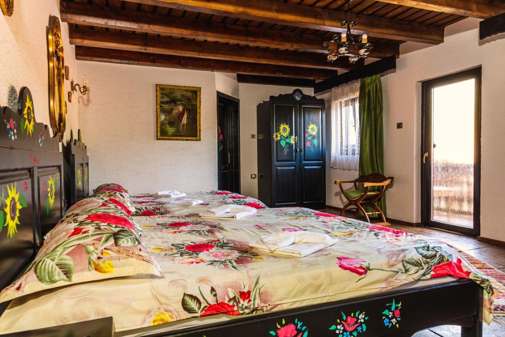 Casa Soseco Hotel Orsova Luaran gambar