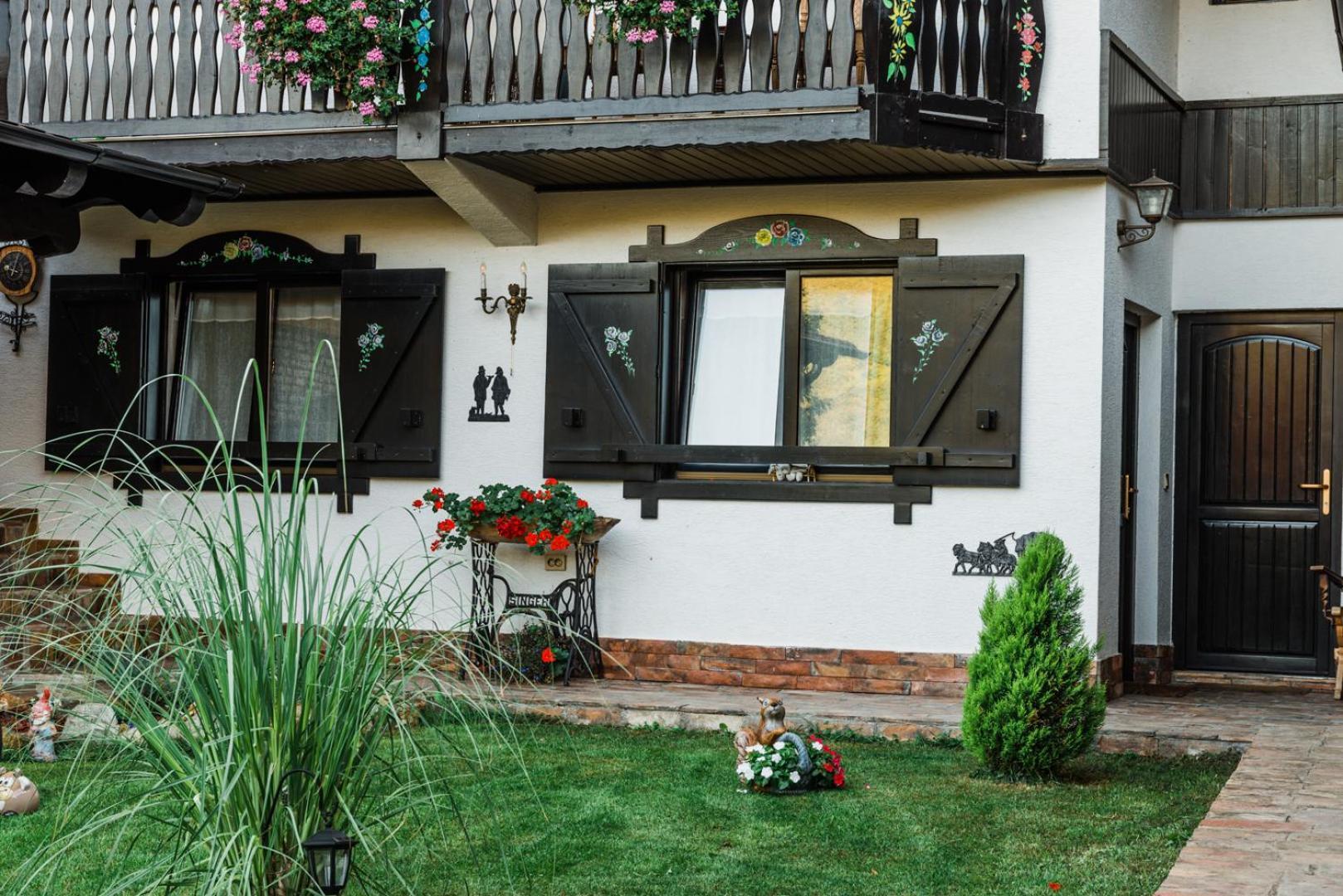 Casa Soseco Hotel Orsova Luaran gambar